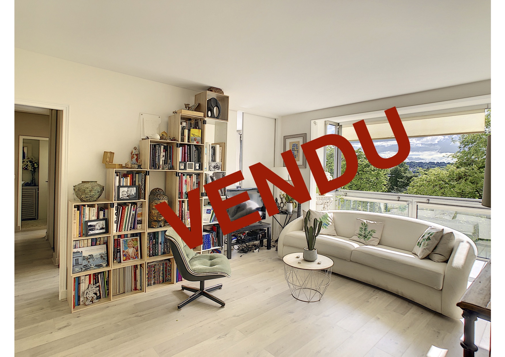 vente ST CLOUD Appartement. 4 Pièces 3 Chambres